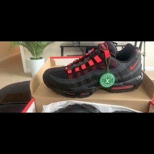 Nike Air Max 95s! Men’s size 9.5